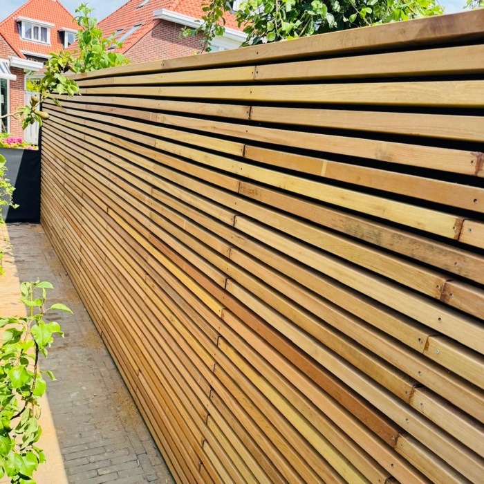 Slatted fence modern